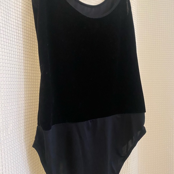 Zara velvet body suit - Picture 5 of 6